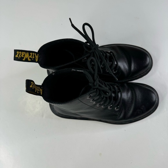 Dr. Martens Women’s Luana Black Leather Lace Up Boots Size 8 - Picture 4 of 8
